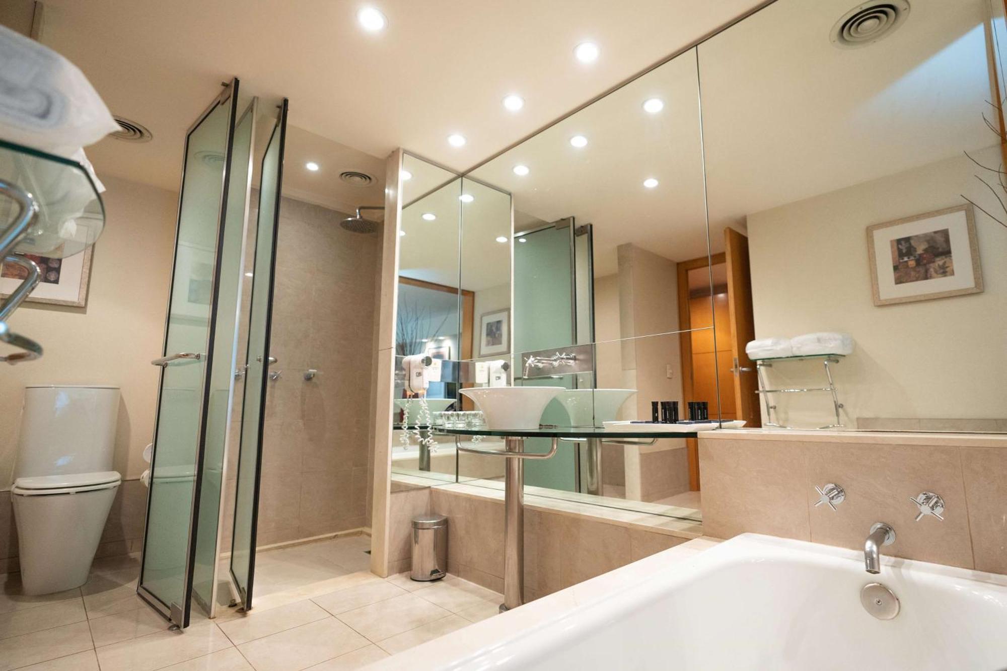 Doubletree By Hilton Buenos Aires Hotel Ngoại thất bức ảnh
