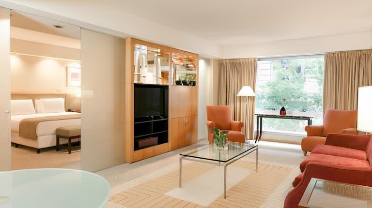 Doubletree By Hilton Buenos Aires Hotel Ngoại thất bức ảnh A typical suite at the Waldorf-Astoria
